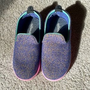 Allbirds wool kid’s shoes T12